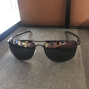 Men’s Oakley Square Aviators